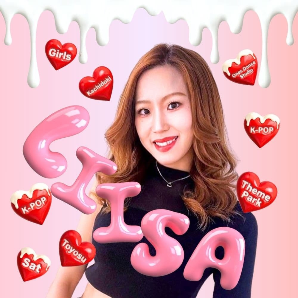 豊洲有明K-POP専門スタジオで教えるLIISA先生らプロ講師陣の集合写真 東方神起サポートダンサーなどの経歴を活かし魅せるダンスを基礎から丁寧に伝える現役プロたちが揃った紹介画像 豊洲駅徒歩4分の好立地で東雲辰巳エリアの生徒を垢抜けさせる最高のチーム